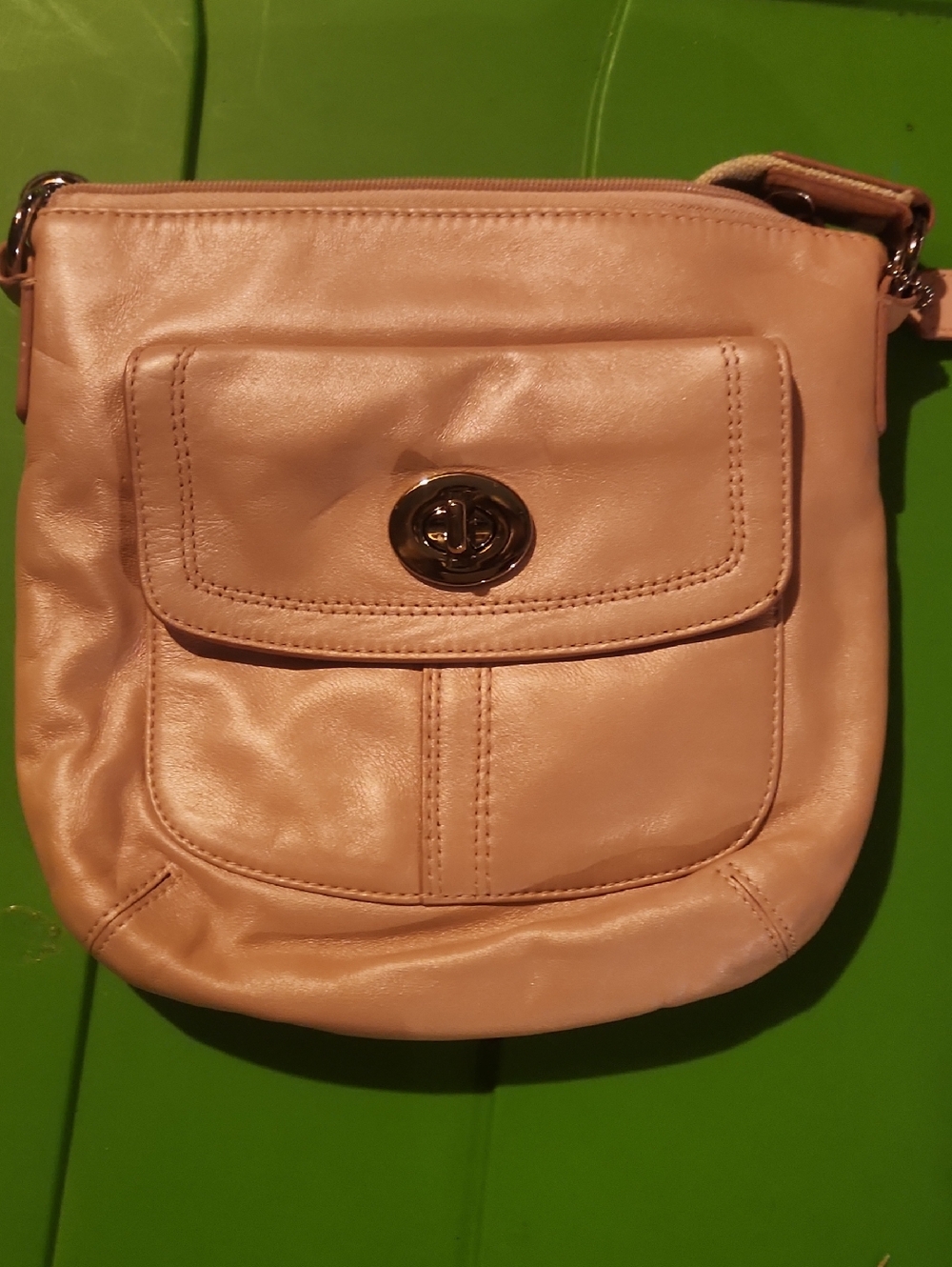 Women’s Crossbody Saddle Bag in Light Pink - Soft Leather Look